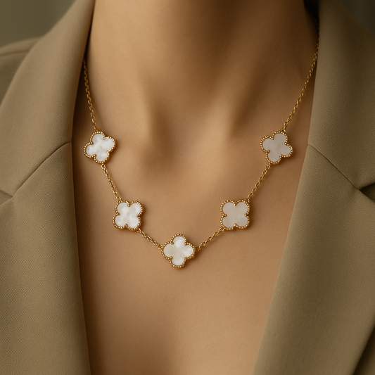 INTII Clover Chain
